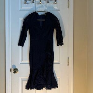 Lulus Navy Lace Midi Dress – Small